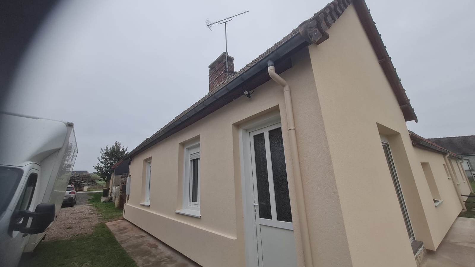 Chantier d'isolation thermique par l'extérieur réalisé par Ovrance