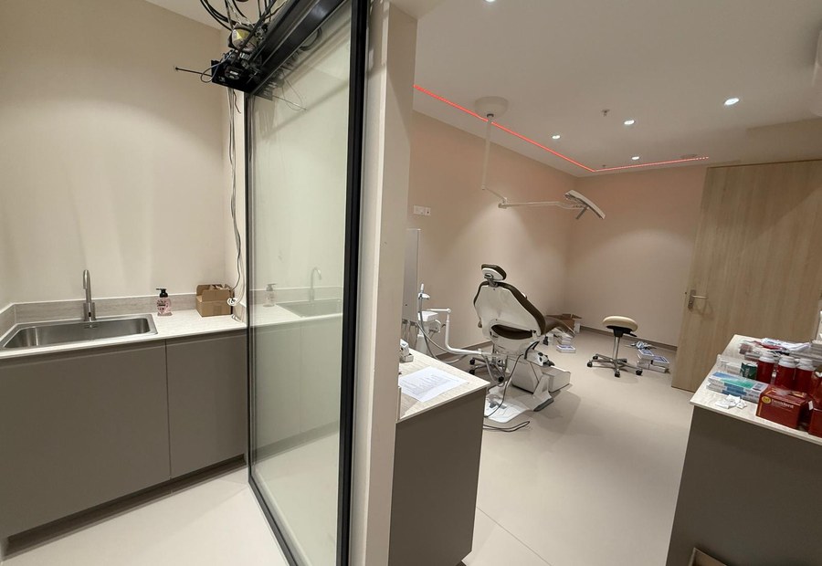Salle de stérilisation — espace dédié aménagé par Ovrance